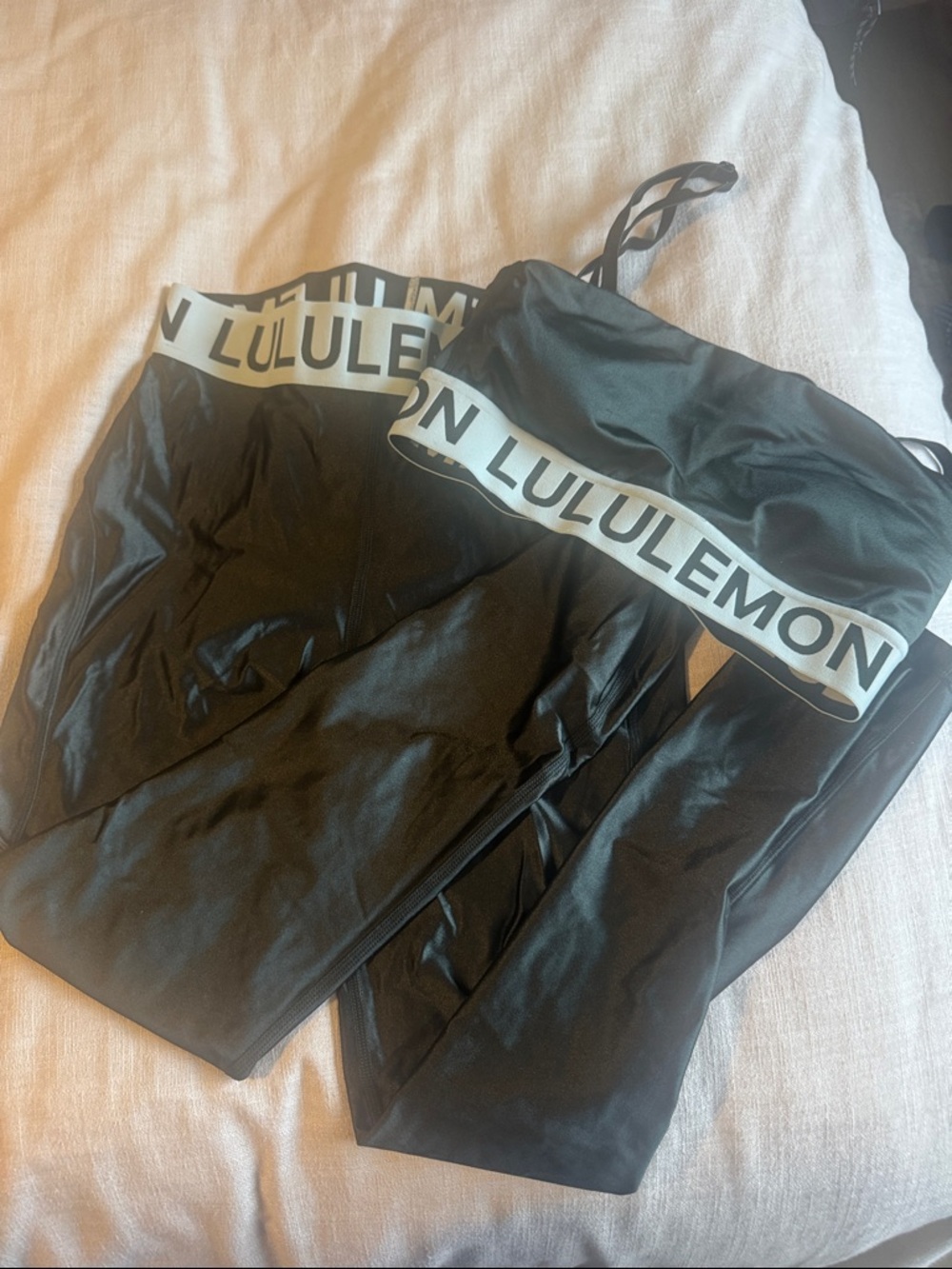 Lululemon green Logo Waistband Leggings & Sports Bra Set